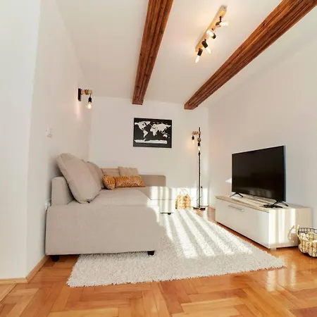 Apartment Schei